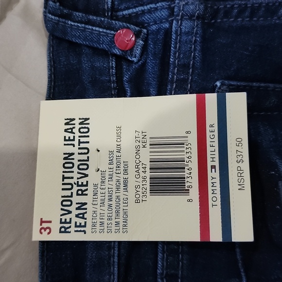 Tommy Hilfiger - Picture 3 of 3